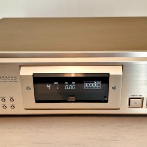 Sony CDP-XA555ES